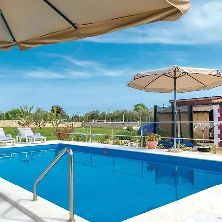 Holiday home 4 Bedroom Cozy In Novigrad Novigrad (Istria)